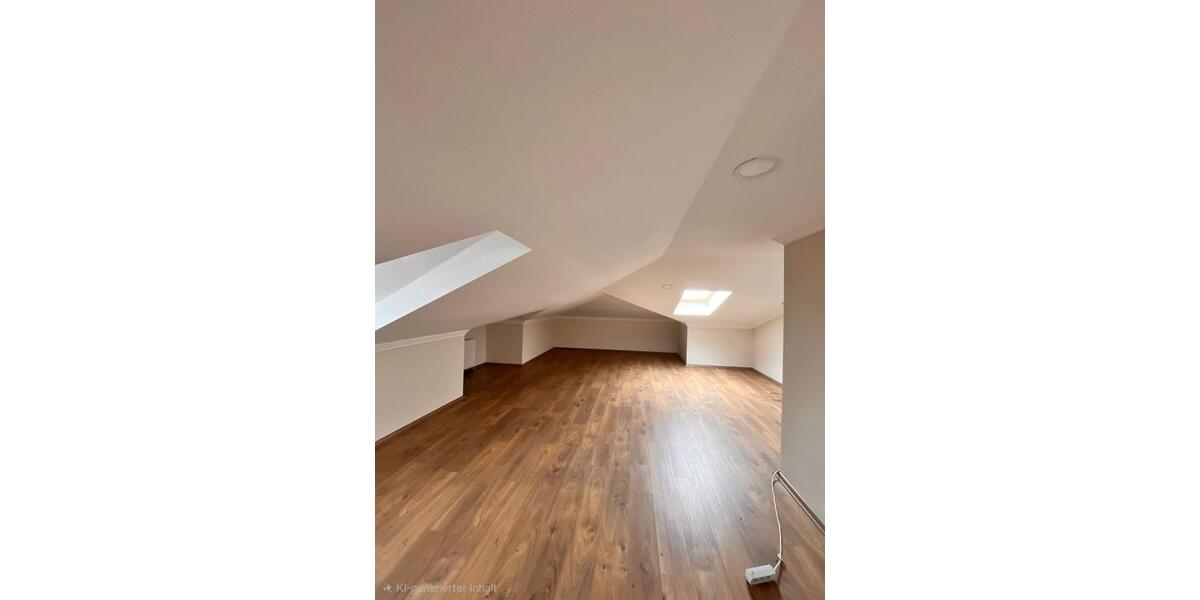 Einfamilienhaus Stuttgart Mühlhausen - 2 Zimmer, 225 m&sup2;, 200.000&euro; | Angebot:25793129