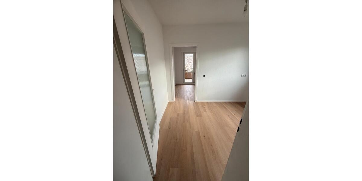 Hochparterre Steinheim an der Murr - 4 Zimmer, 77 m&sup2;, 1.350&euro; | Angebot:25944586