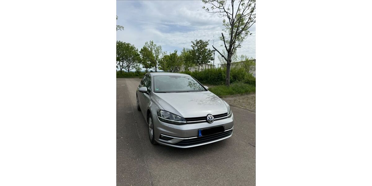 VW Golf 173.000 km 8.499 &euro; Esslingen 73730