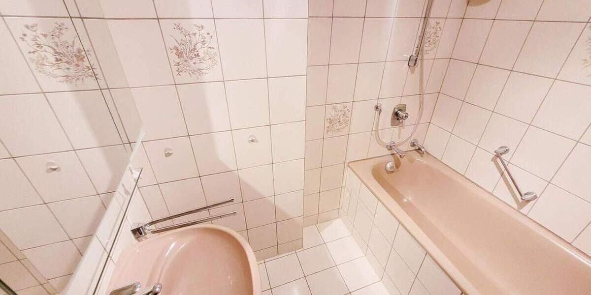 Etagenwohnung Stuttgart Rohracker - 2 Zimmer, 74 m&sup2;, 900&euro; | Angebot:25802794