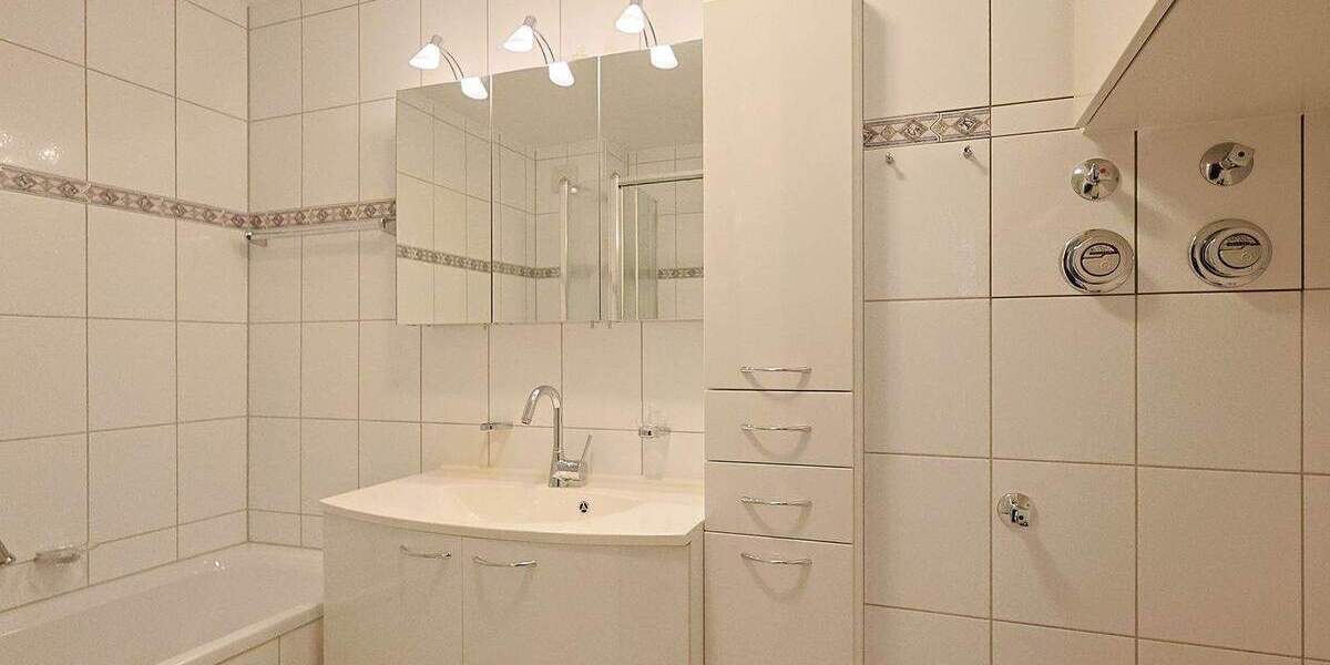 Etagenwohnung Kirchheim unter Teck Kirchheim - 4 Zimmer, 103 m&sup2;, 390.000&euro; | Angebot:25682127