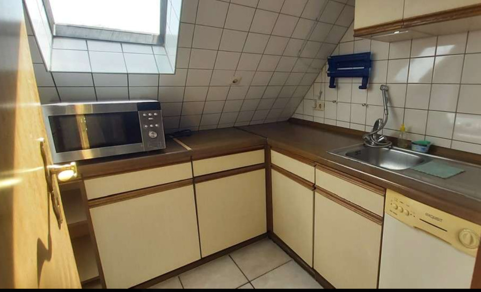 Dachgeschoßwohnung Göppingen - 3 Zimmer, 68 m&sup2;, 1.000&euro; | Angebot:25953907