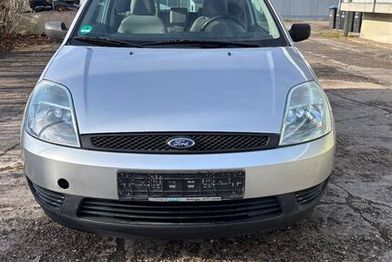 Ford Fiesta 175.000 km 1.900 &euro; Sindelfingen 71069