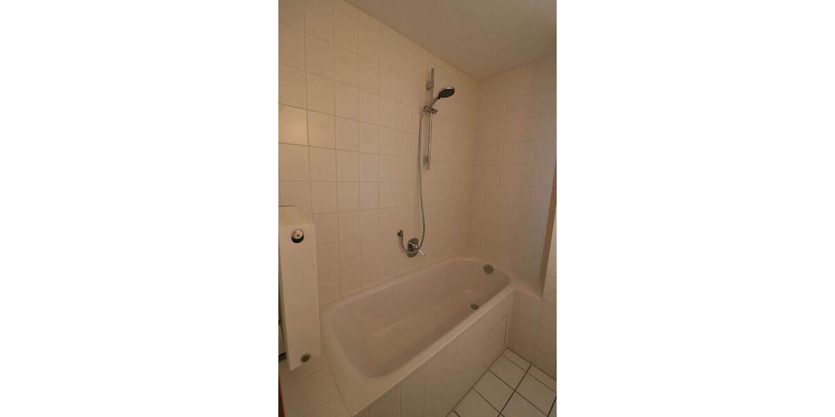 Etagenwohnung Leonberg Höfingen - 2 Zimmer, 52 m&sup2;, 209.000&euro; | Angebot:25669703