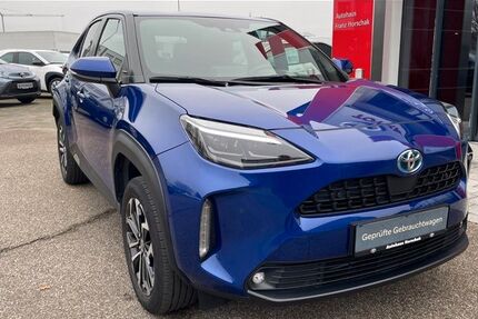 Toyota Yaris 37.800 km 23.890 &euro; Göppingen 73037