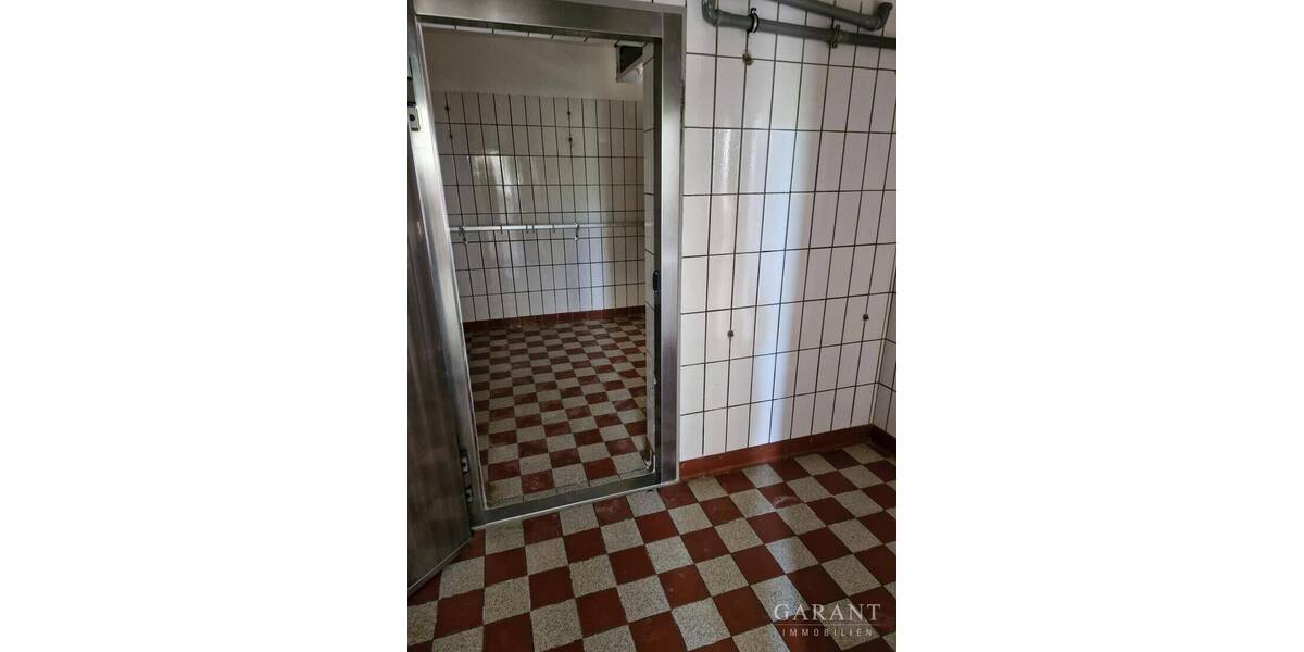 Einfamilienhaus Börtlingen - 9 Zimmer, 227 m&sup2;, 385.000&euro; | Angebot:25802742