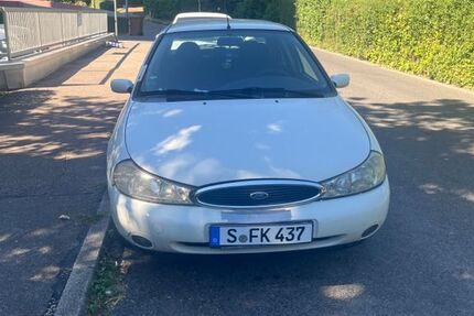 Ford Mondeo 156.257 km 920 &euro; Stuttgart 70437