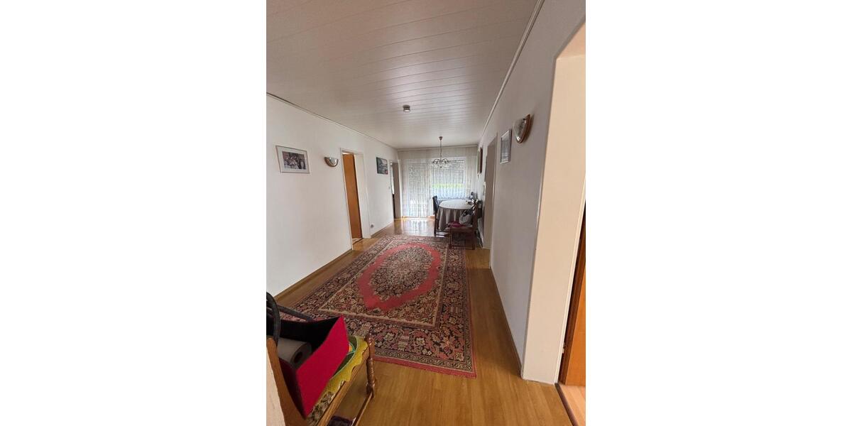 Dachgeschoßwohnung Weinstadt - 3.5 Zimmer, 74 m&sup2;, 215.000&euro; | Angebot:27008590
