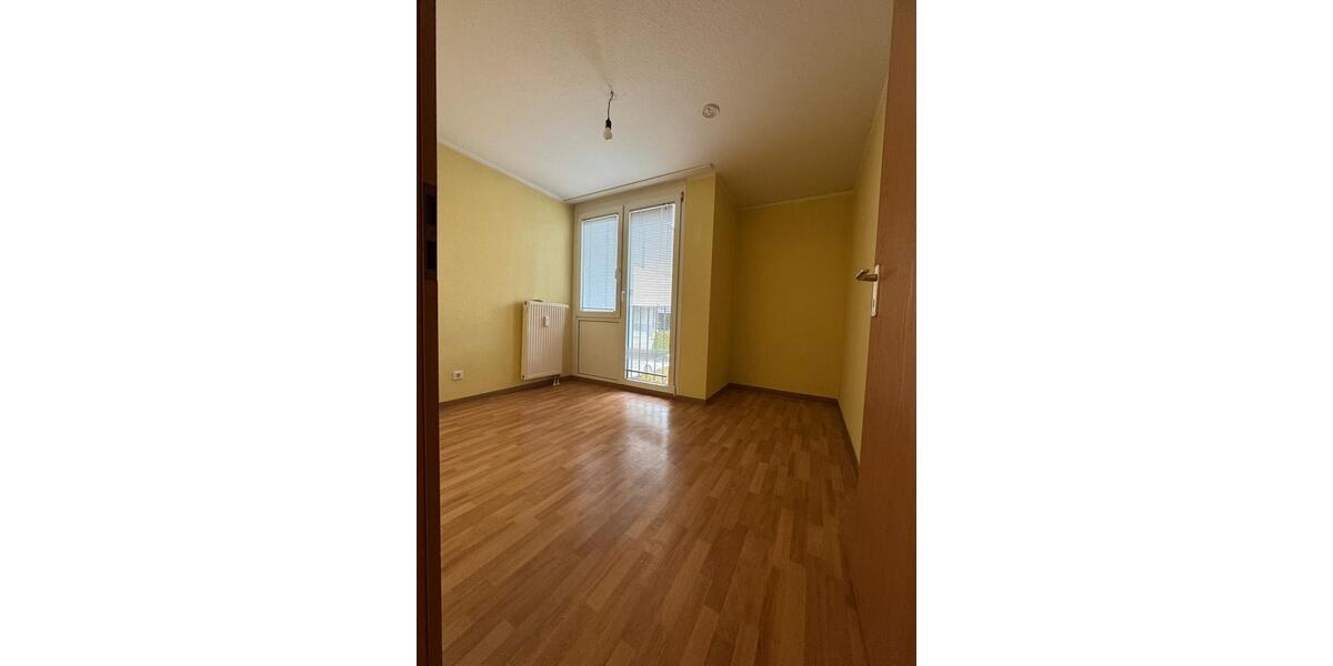 Etagenwohnung Göppingen - 3 Zimmer, 70 m&sup2;, 1.200&euro; | Angebot:25964375