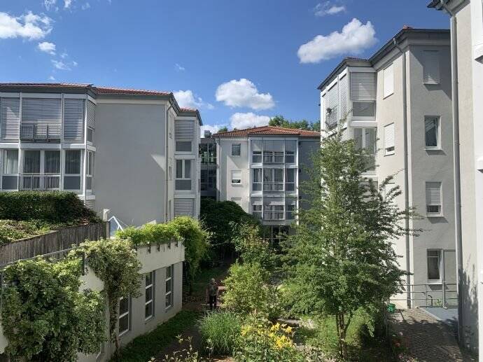 Etagenwohnung Backnang - 2 Zimmer, 47 m&sup2;, 665&euro; | Angebot:25671907