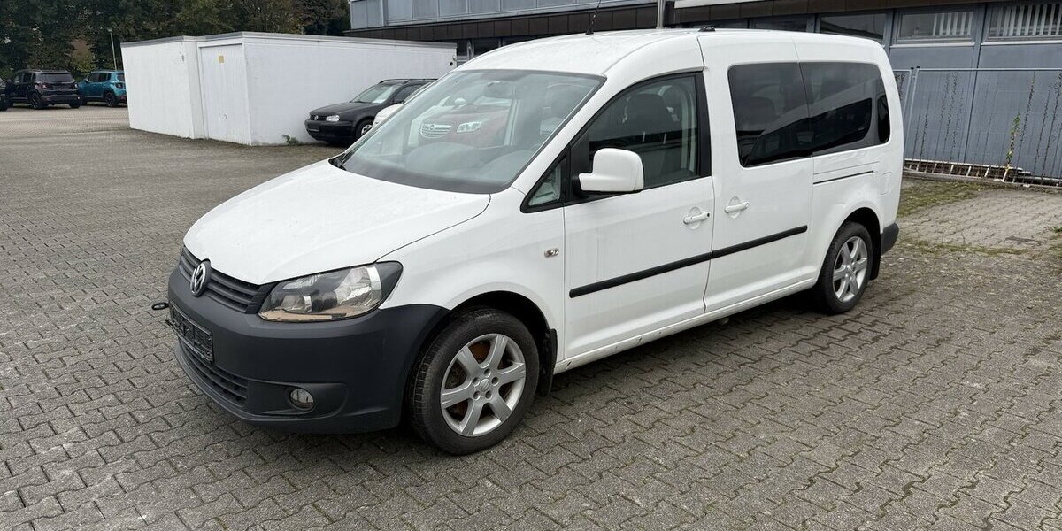 VW Caddy Maxi 2.0 TDI DSG Rollstuhltransport 450.000 km 2.850 &euro; Schorndorf 73614