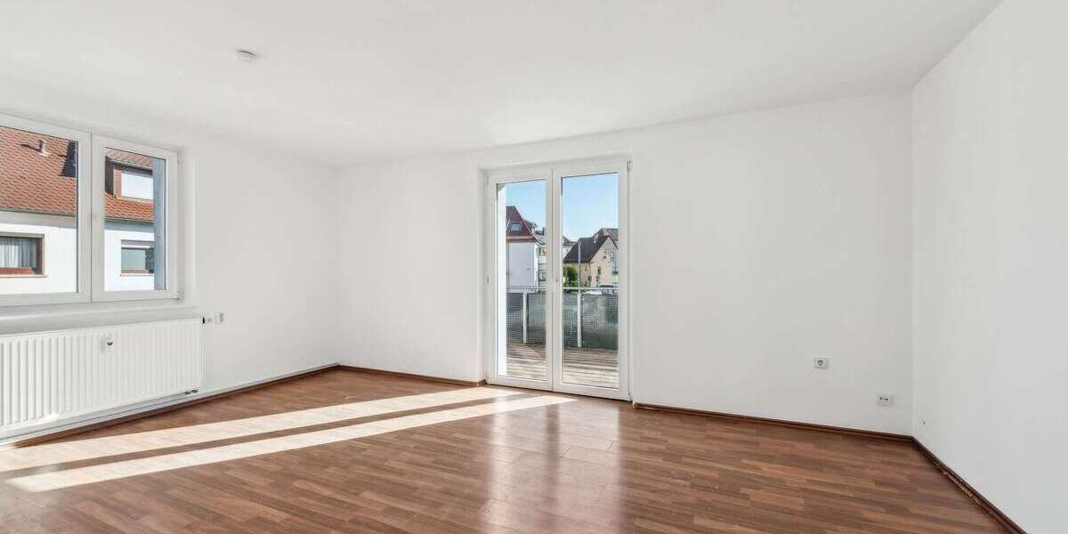 Einfamilienhaus Stuttgart Zuffenhausen - 9 Zimmer, 195 m&sup2;, 880.000&euro; | Angebot:25404549