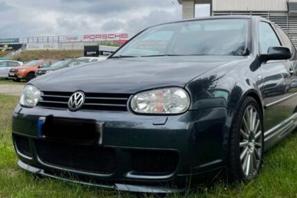 VW Golf 102.000 km 39.000 &euro; Renningen 71272