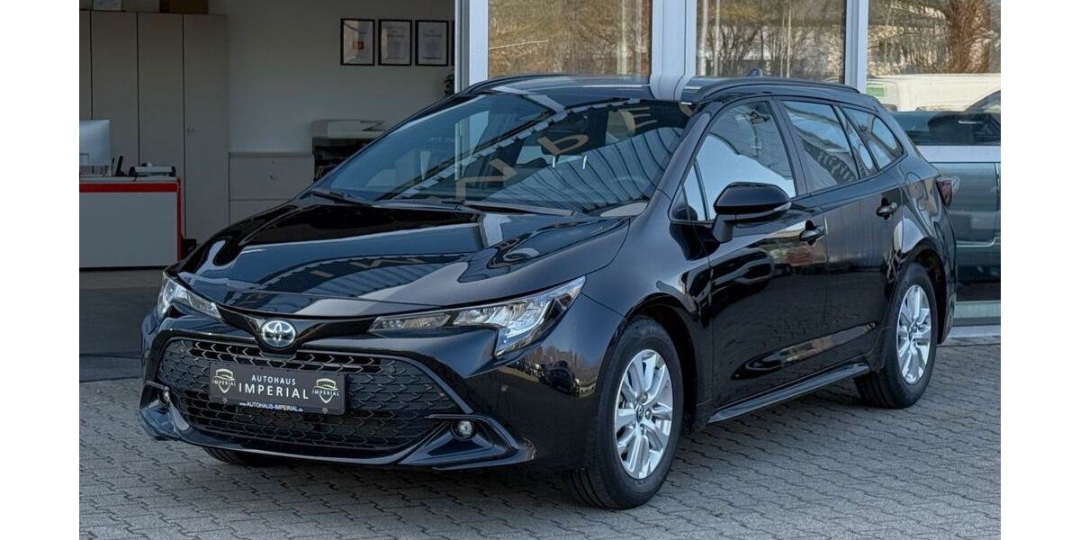 Toyota Corolla 12.000 km 26.950 &euro; Aspach 71546