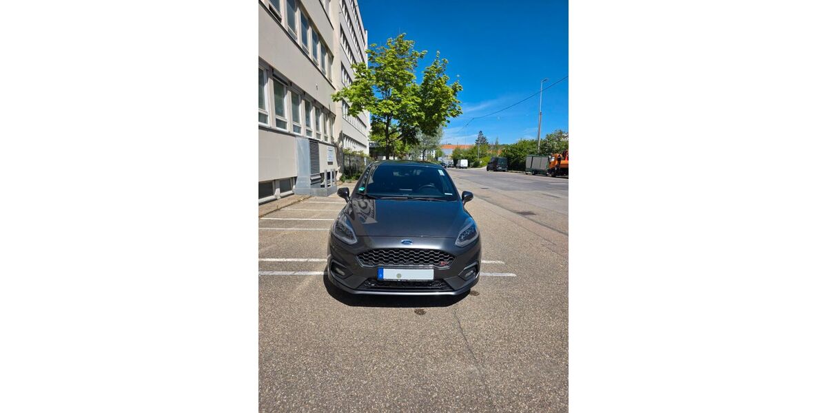 Ford Fiesta 132.000 km 13.500 &euro; Gerlingen 70838