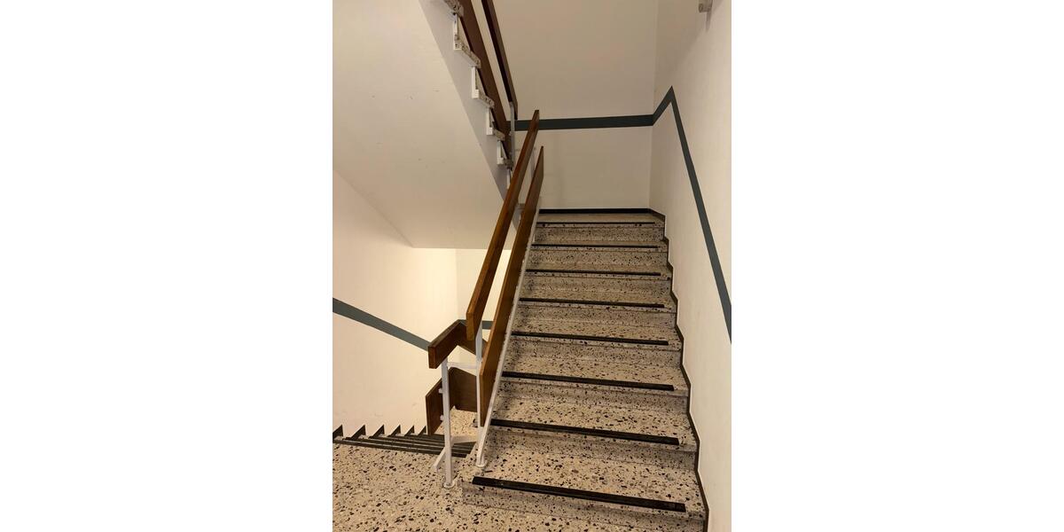 Etagenwohnung Stuttgart Mühlhausen - 1 Zimmer, 32 m&sup2;, 850&euro; | Angebot:25105291