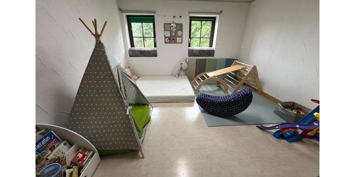 Reihenhaus Kirchheim unter Teck - 5.5 Zimmer, 190 m&sup2;, 670.000&euro; | Angebot:26019253