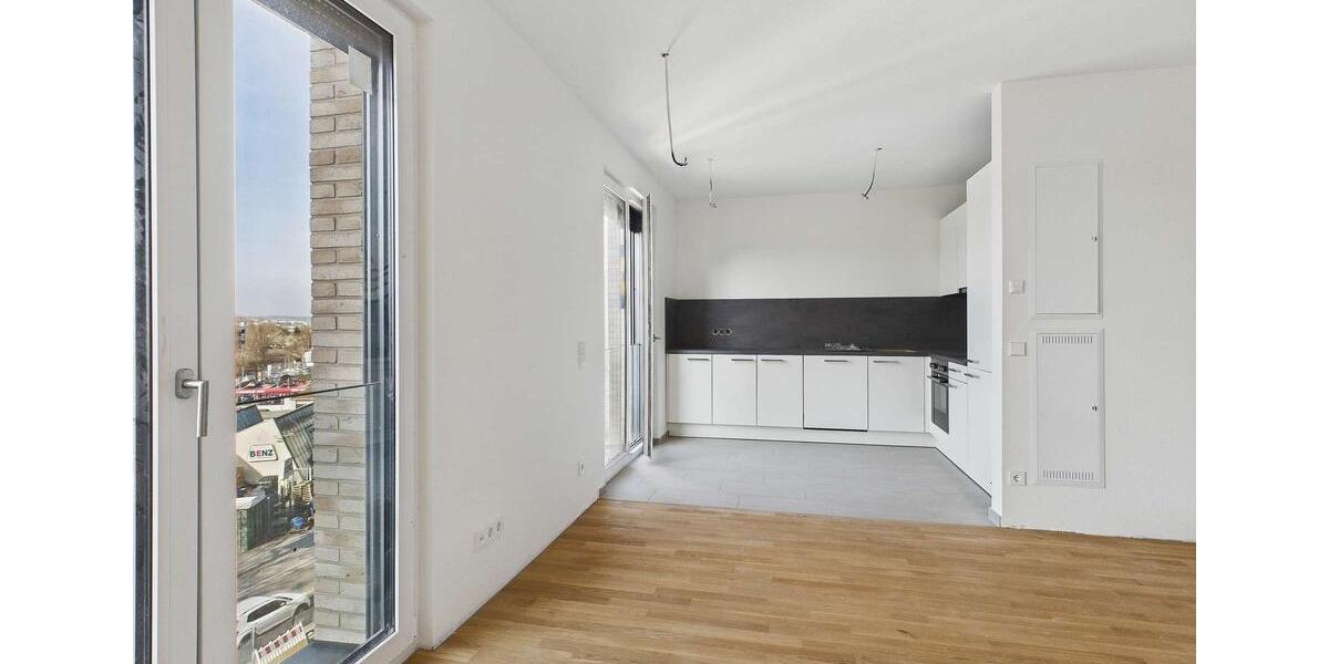 Dachgeschoßwohnung Sindelfingen Sindelfingen (Stadt) - 2 Zimmer, 68 m&sup2;, 1.350&euro; | Angebot:22893223