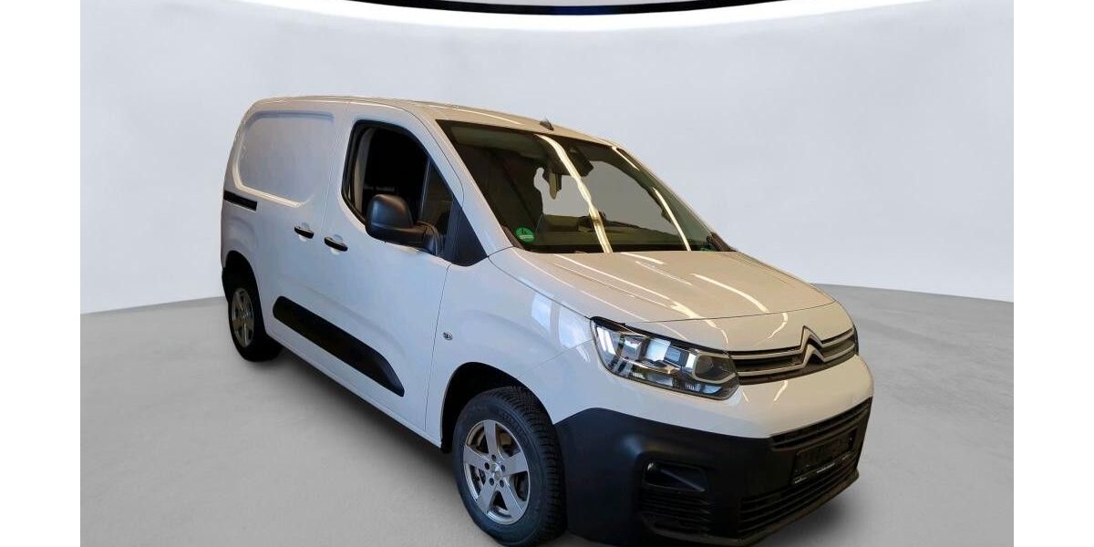 Citroen Berlingo 121.000 km 10.550 &euro; Ditzingen 71254
