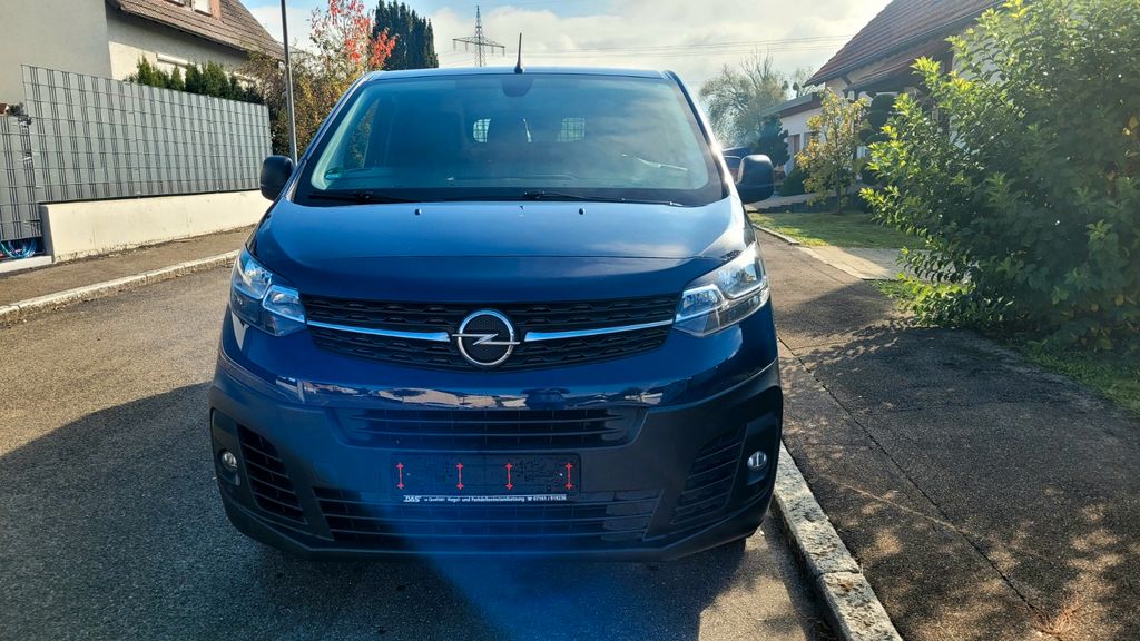 Opel Vivaro 197.020 km 10.890 &euro; Göppingen 73037