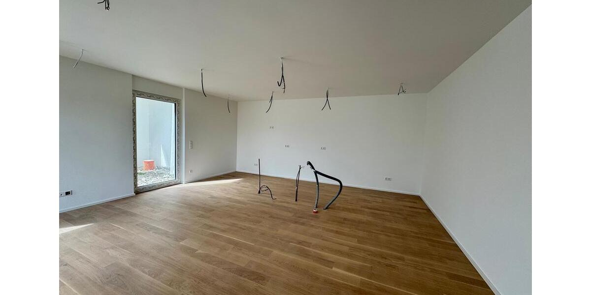 Terrassenwohnung Esslingen am Neckar Oberesslingen - 4 Zimmer, 135 m&sup2;, 2.565&euro; | Angebot:26004778