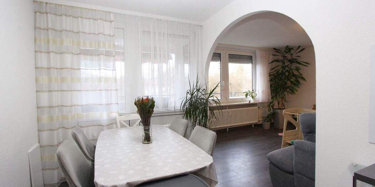 Etagenwohnung Sindelfingen Nord - 3 Zimmer, 88 m&sup2;, 267.000&euro; | Angebot:25685647