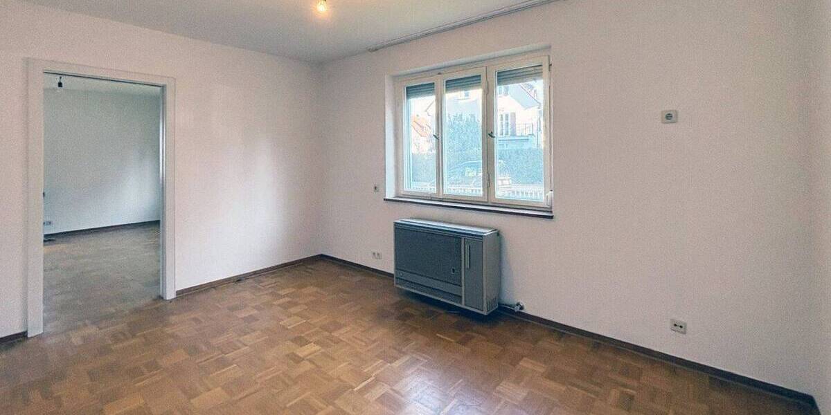 Mehrfamilienhaus, Wohnhaus Stuttgart Feuerbach - 8 Zimmer, 202 m&sup2;, 789.000&euro; | Angebot:26433270