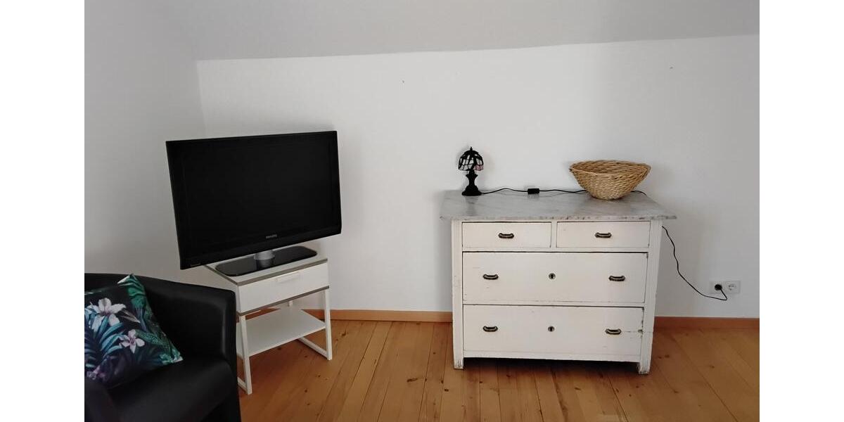 Etagenwohnung Stuttgart Feuerbach - 1.5 Zimmer, 30 m&sup2;, 720&euro; | Angebot:25283979