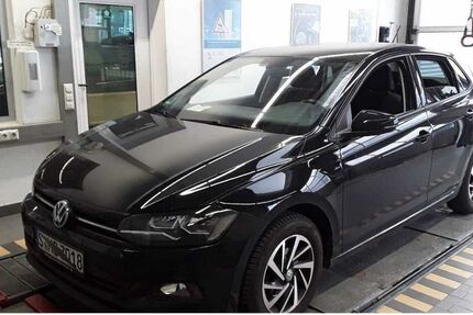 VW Polo 28.282 km 13.830 &euro; Stuttgart 70563