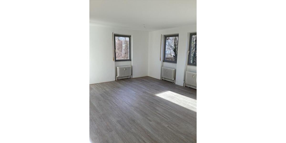 Etagenwohnung Stuttgart Sillenbuch - 2 Zimmer, 63 m&sup2;, 865&euro; | Angebot:26049867