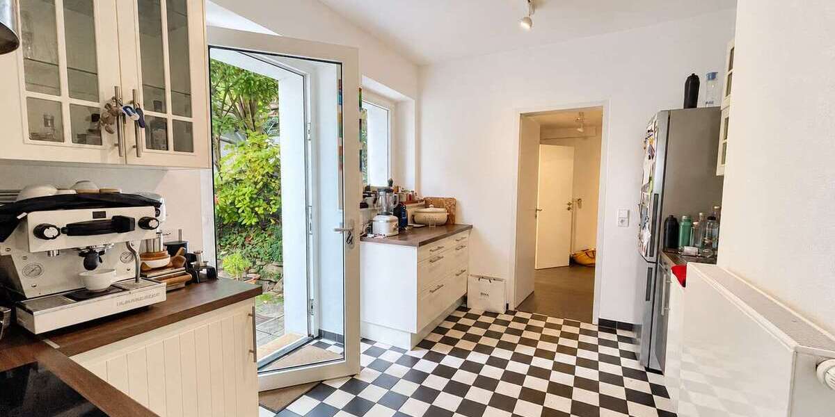 Etagenwohnung Stuttgart Stuttgart-Nord - 2.5 Zimmer, 112 m&sup2;, 1.800&euro; | Angebot:27714988