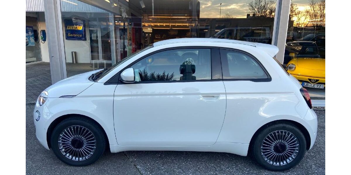 Fiat 500e 11.100 km 19.990 &euro; Asperg 71679