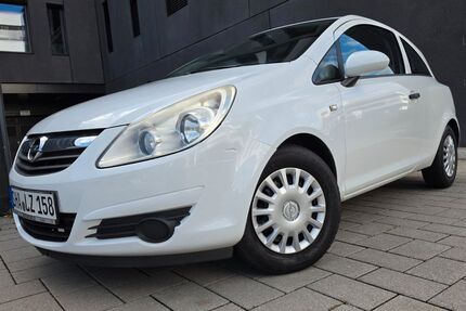Opel Corsa 80.000 km 2.800 &euro; Stuttgart 70563