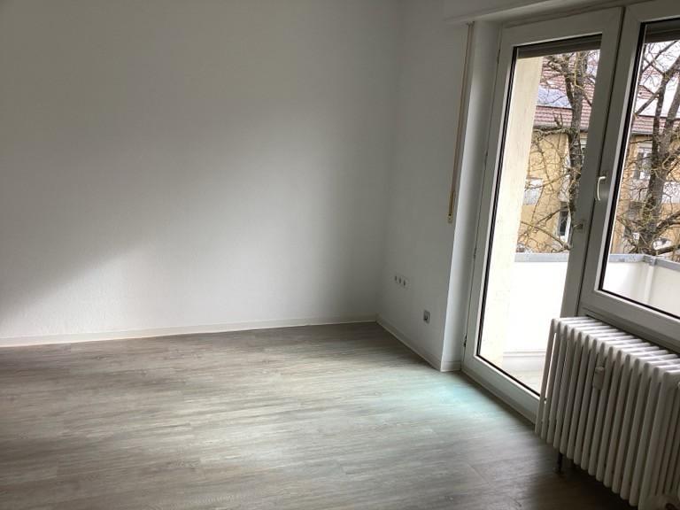 Etagenwohnung Ostfildern - 3.5 Zimmer, 88 m&sup2;, 1.100&euro; | Angebot:26359313