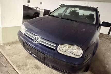 VW Golf 119.000 km 680 &euro; Sindelfingen 71067