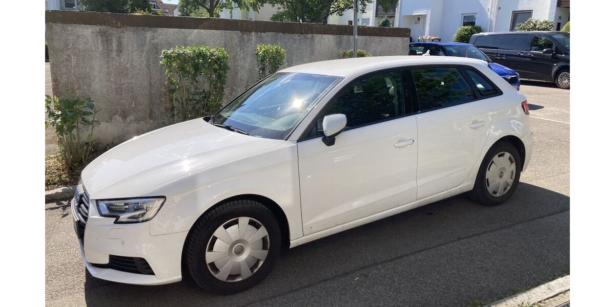 Audi A3 52.500 km 15.555 &euro; Böblingen 71034