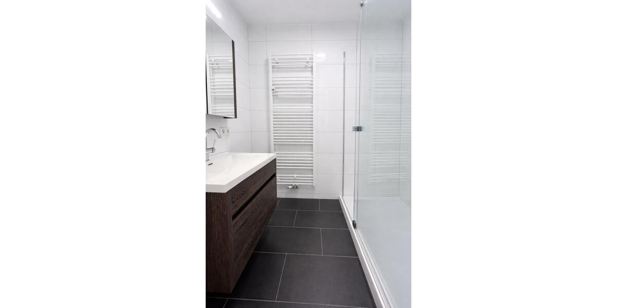 Etagenwohnung Stuttgart Sillenbuch - 3 Zimmer, 78 m&sup2;, 1.000&euro; | Angebot:25418888