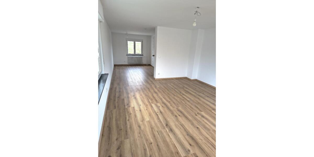 Erdgeschoßwohnung Weil Im Schönbuch - 3.5 Zimmer, 84 m&sup2;, 1.050&euro; | Angebot:25993633