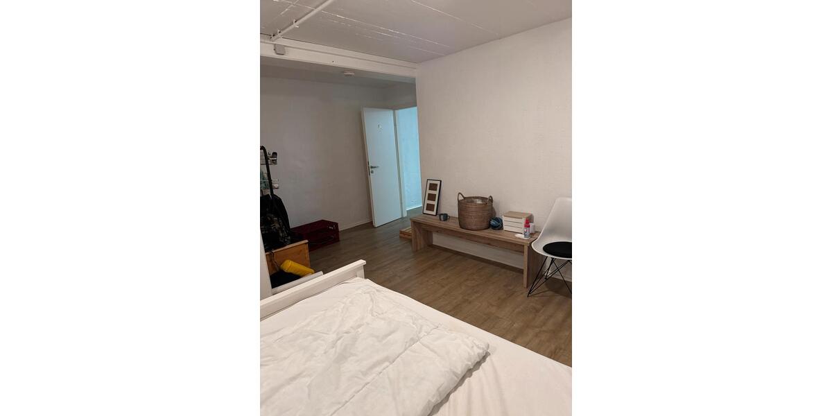Dachgeschoßwohnung Stuttgart Stuttgart-Ost - 2 Zimmer, 45 m&sup2;, 950&euro; | Angebot:26101944