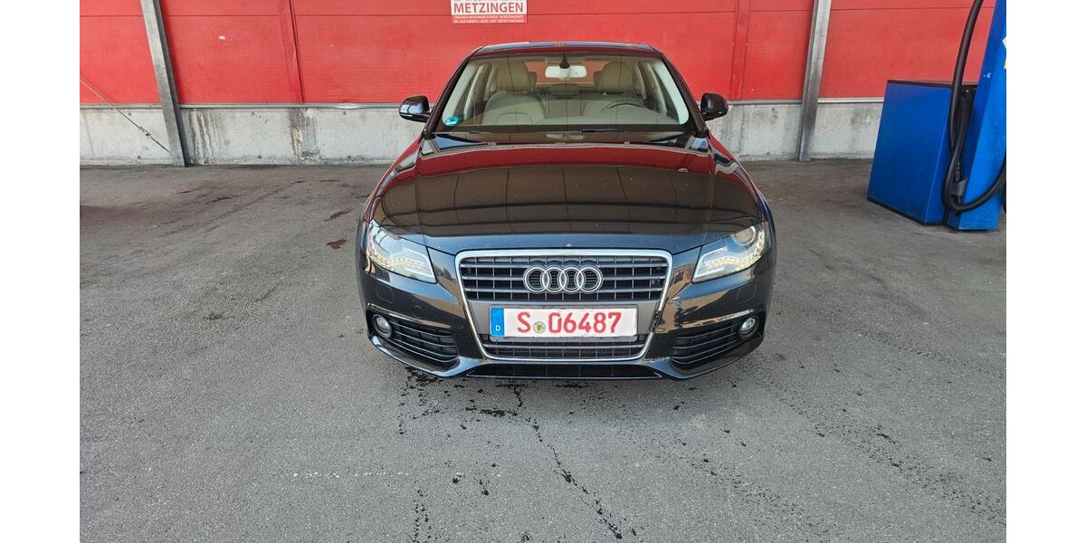 Audi A4 260.000 km 4.350 &euro; Stuttgart 70376
