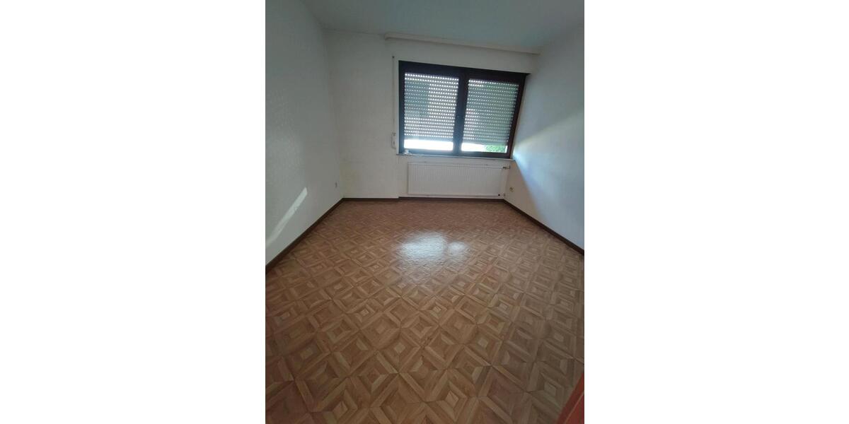 Doppelhaushälfte Leonberg - 6 Zimmer, 146 m&sup2;, 549.000&euro; | Angebot:26030089