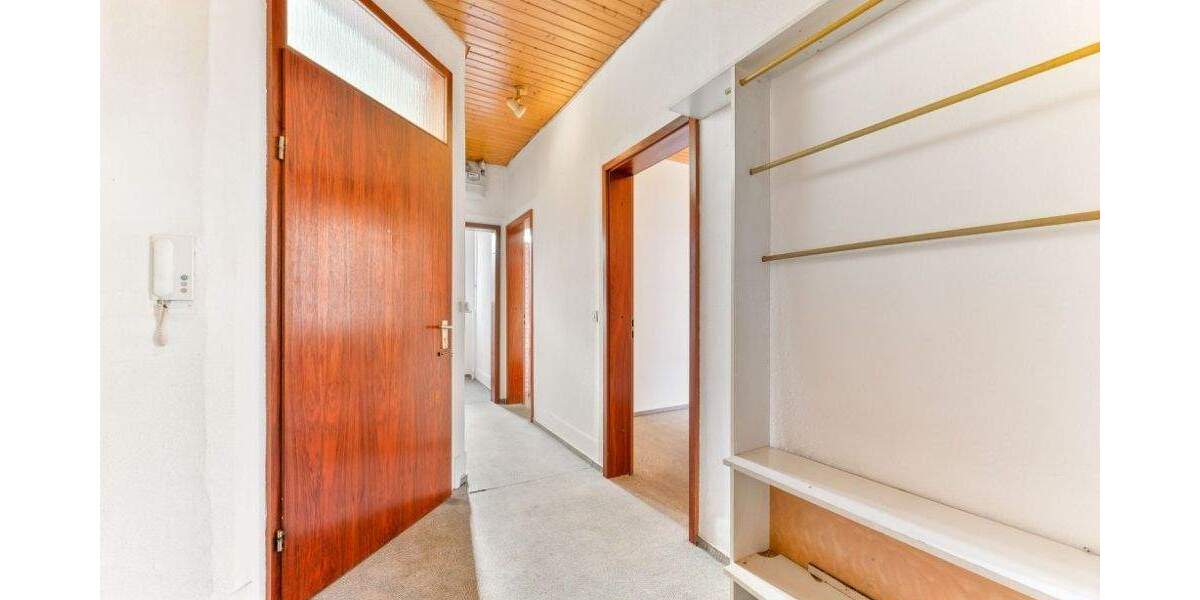 Etagenwohnung Stuttgart / Bad Cannstatt Bad Cannstatt - 2 Zimmer, 52 m&sup2;, 199.000&euro; | Angebot:25768821