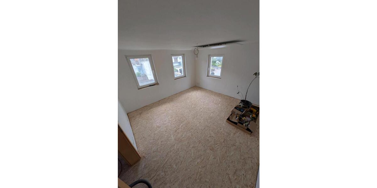 Maisonettenwohnung Oberboihingen - 4.5 Zimmer, 120 m&sup2;, 2.100&euro; | Angebot:26647616