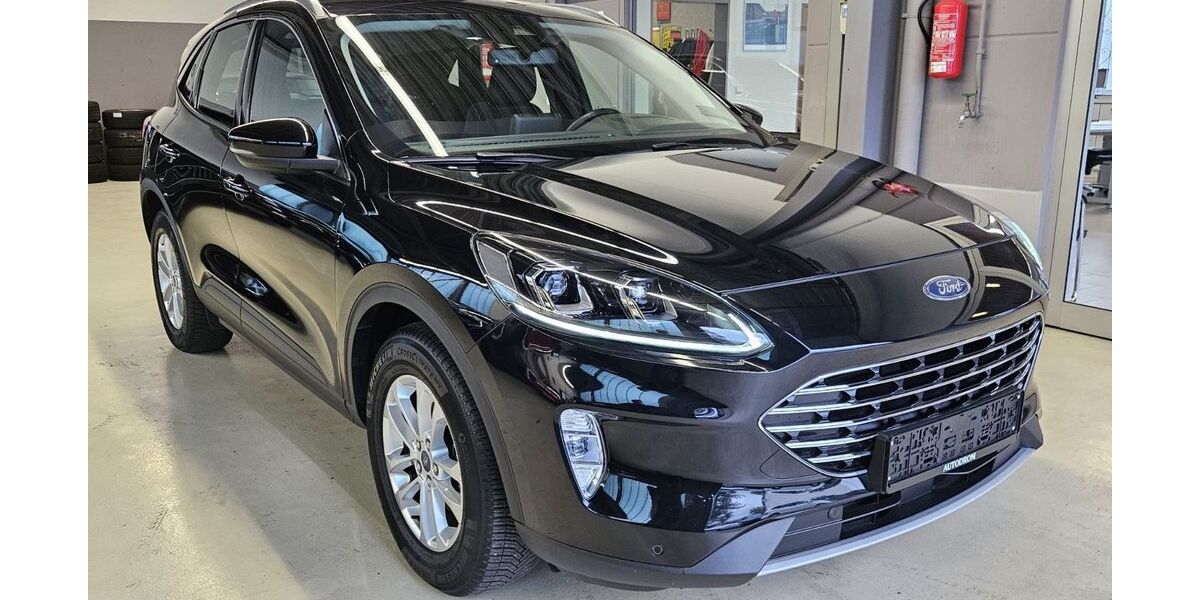 Ford Kuga 40.700 km 21.200 &euro; Neckartailfingen 72666