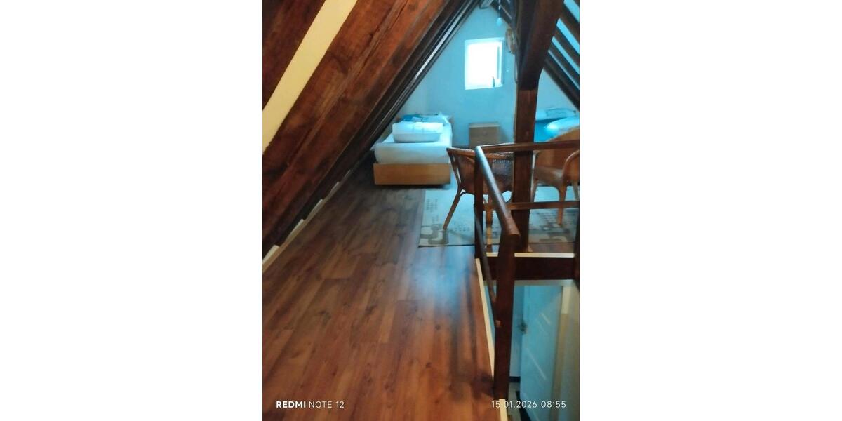 Dachgeschoßwohnung Stuttgart Feuerbach - 2 Zimmer, 88 m&sup2;, 1.250&euro; | Angebot:25998750