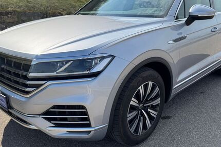 VW Touareg 23.000 km 49.999 &euro; Leonberg 71229