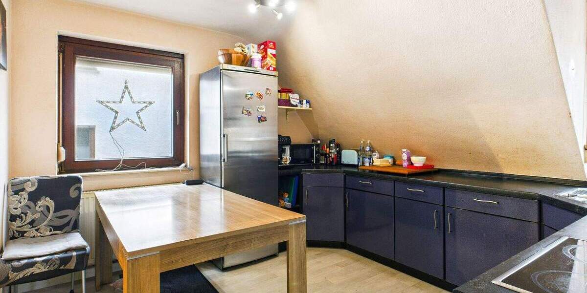 Mehrfamilienhaus, Wohnhaus Ditzingen Hirschlanden - 6 Zimmer, 127 m&sup2;, 555.000&euro; | Angebot:25771171