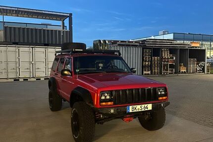 Jeep Cherokee 218.000 km 16.400 &euro; Backnang 71522