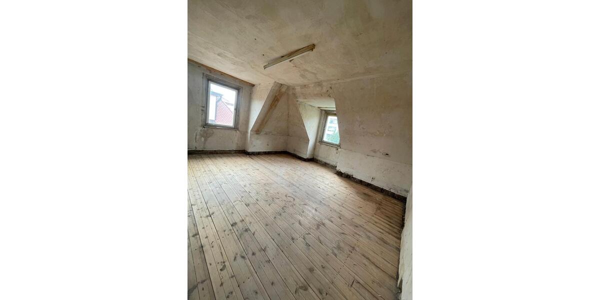 Etagenwohnung Kornwestheim - 3 Zimmer, 73 m&sup2;, 179.000&euro; | Angebot:27083434