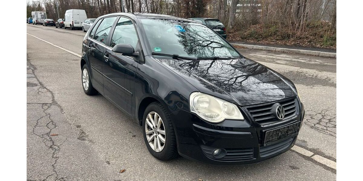 VW Polo 98.700 km 3.999 &euro; Böblingen 71032